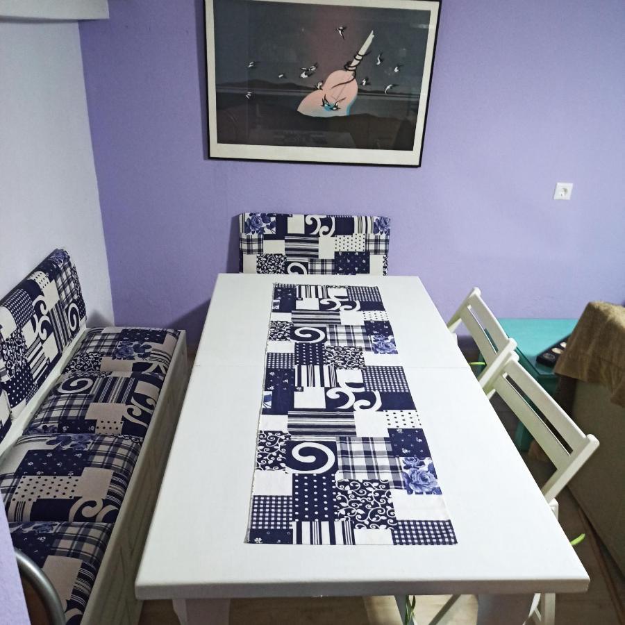 Εξοχική Κατοικία - Cottage Τίνα Liri Bagian luar foto
